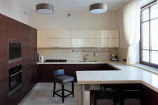 Фото интерьера кухни дома в стиле минимализм