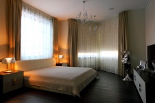 Фото интерьера спальни дома в стиле минимализм