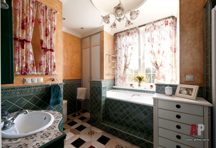 Фото интерьера ванной небольшой квартиры в стиле Прованс Фото интерьера санузла небольшой квартиры в стиле Прованс