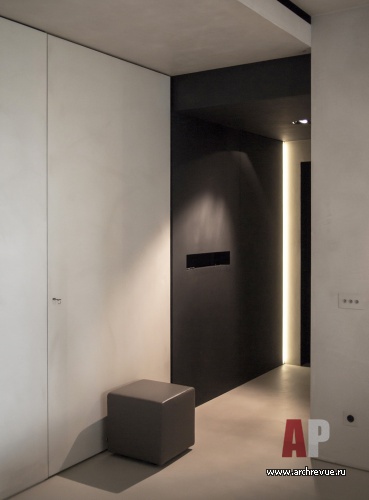 Фото интерьера входной зоны квартиры в стиле минимализм