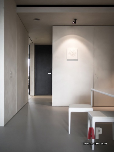 Фото интерьера коридора квартиры в стиле минимализм