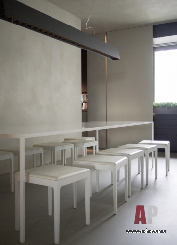 Фото интерьера столовой квартиры в стиле минимализм