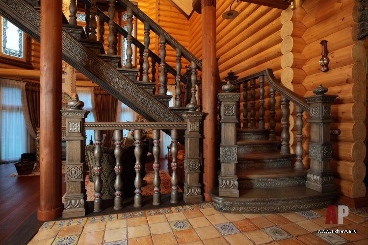 Фото интерьера лестницы дома в стиле кантри