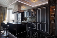 Фото интерьера кухни квартиры в стиле неоклассика