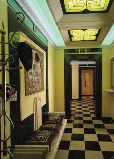 Фото интерьера входной зоны квартиры в стиле ар-деко