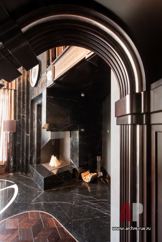 Фото интерьера каминной гостевого дома в стиле ар-деко
