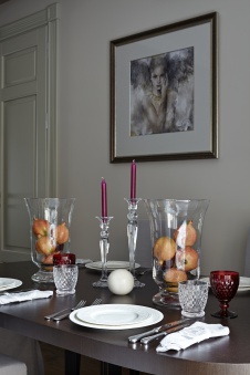 Фото интерьера столовой небольшой квартиры в стиле фьюжн