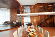 Фото интерьера столовой дома в современном стиле