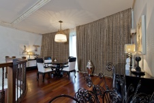 Фото интерьера зоны отдыха дома в стиле неоклассика