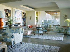 Фото интерьера гостиной дома в стиле фьюжн