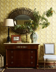 Фото интерьера входной зоны квартиры в стиле неоклассика