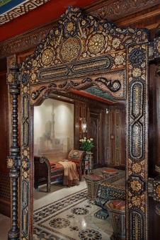 Фото интерьера кальянной дома в дворцовом стиле