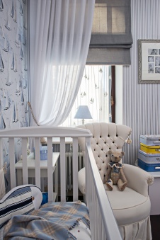 Фото интерьера детской двухэтажной квартиры в стиле неоклассика