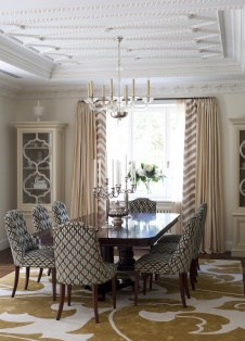 Фото интерьера столовой дома в стиле фьюжн