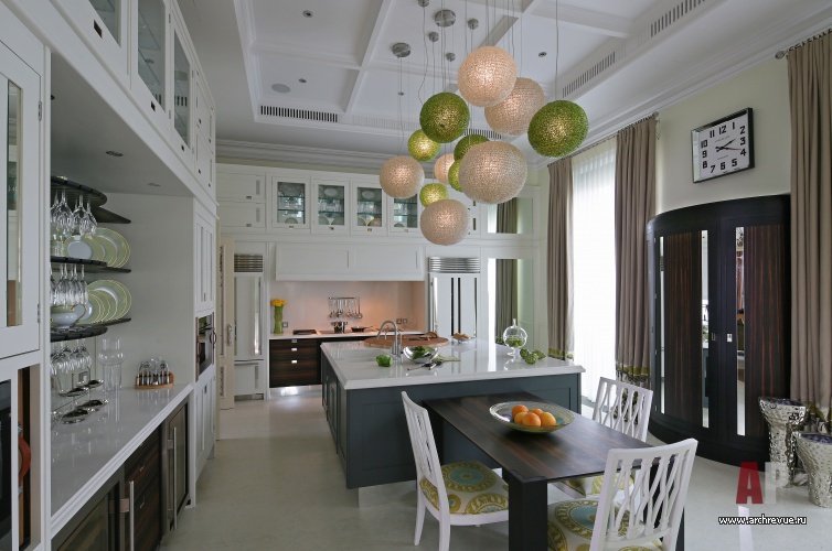 Фото интерьера кухни двухуровневой квартиры в стиле ар-деко