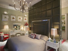 Фото интерьера спальни двухуровневой квартиры в стиле ар-деко