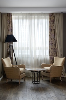 Фото интерьера гостиной квартиры в современном стиле