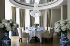 Фото интерьера столовой дома в стиле ар-деко