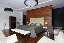 Фото интерьера спальни дома в современном стиле