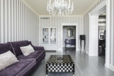 Фото интерьера зоны отдыха небольшой квартиры в стиле ар-деко