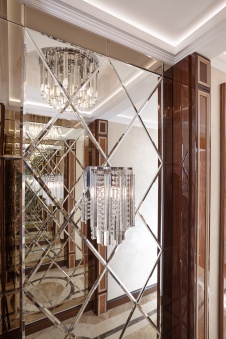Фото интерьера входной зоны квартиры в стиле ар-деко