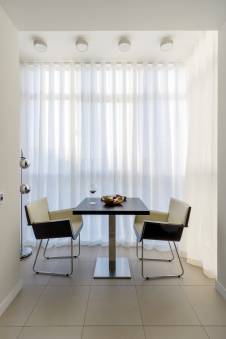 Фото интерьера столовой квартиры в современном стиле