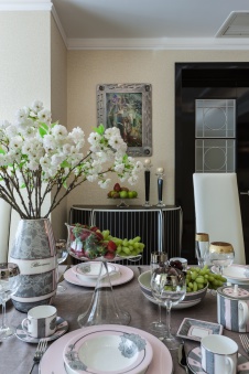 Фото интерьера столовой квартиры в стиле ар-деко