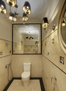 Фото интерьера гостевого санузла дома в стиле неоклассика