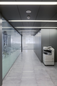 Фото интерьера холла офиса в современном стиле