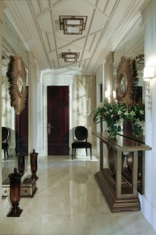 Фото интерьера входной зоны квартиры в стиле ар-деко