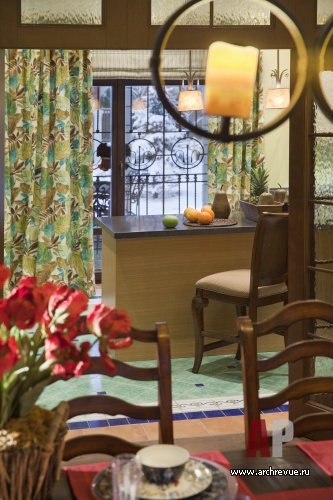 Фото интерьера столовой дома в английском стиле