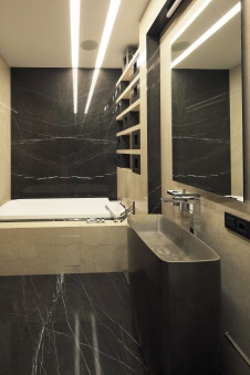 Фото интерьера ванной квартиры в современном стиле