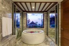 Фото интерьера ванны дома в восточном стиле