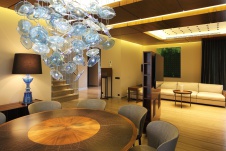 Фото интерьера столовой дома в современном стиле