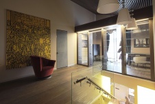 Фото интерьера коридора дома в современном стиле