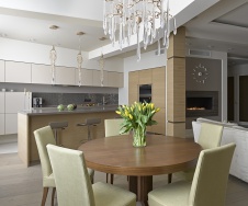 Фото интерьера столовой квартиры в стиле фьюжн