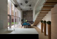 Фото интерьера гостиной маленького дома в стиле минимализм