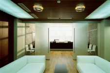 Фото интерьера кабинета руководителя офиса в стиле минимализм