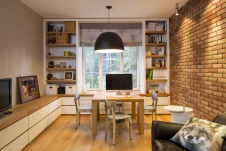 Фото интерьера кабинета таунхауса в современном стиле