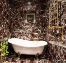 Фото интерьера ванной дома в стиле классика