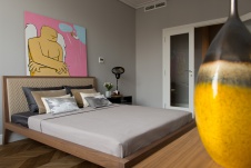 Фото интерьера спальни квартиры в современном стиле