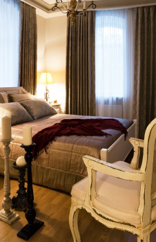 Фото интерьера гостевой спальни дома в стиле прованс