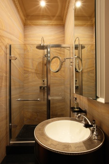 Фото интерьера санузла квартиры в стиле ар-деко