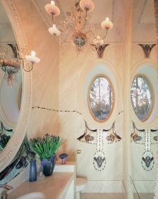 Фото интерьера санузла дома в стиле ар-деко