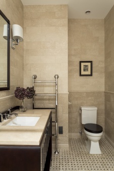 Фото интерьера санузла квартиры в стиле современная классика