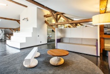 Фото интерьера лаунжа офиса в современном стиле