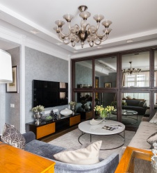Фото интерьера гостиной квартиры в стиле неоклассика