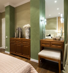 Фото интерьера спальни квартиры в стиле неоклассика