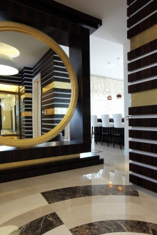 Фото интерьера входной зоны квартиры в стиле ар-деко