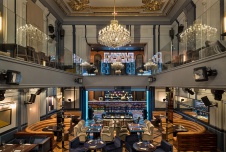 Фото интерьера зала ресторана в стиле авангард